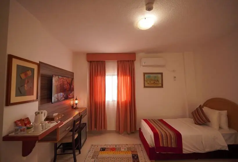 اتاق لوکس, Petra Plaza