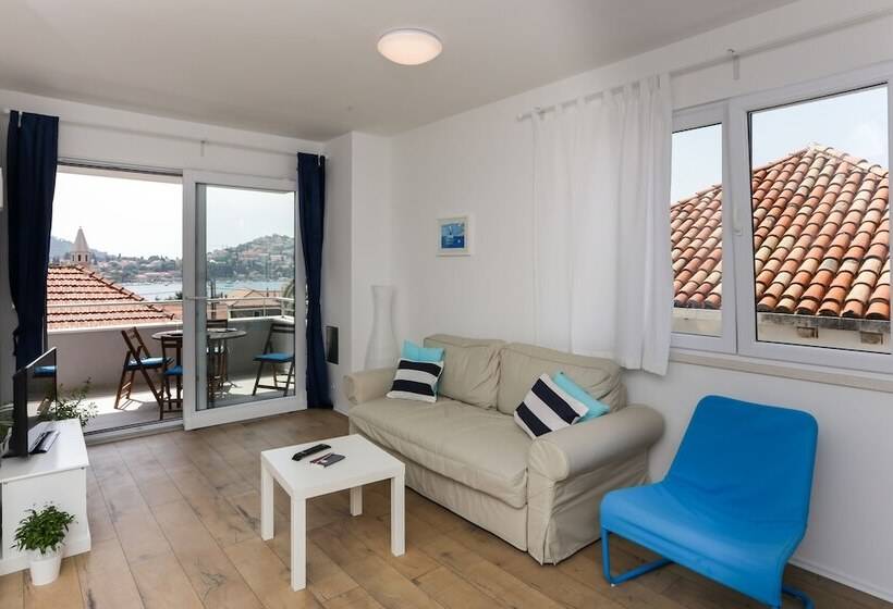 带2个卧室带海景的公寓, Apartments Villa Karmen