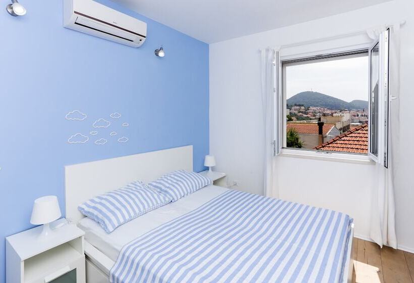 带2个卧室带海景的公寓, Apartments Villa Karmen