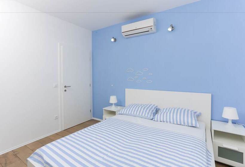 带2个卧室带海景的公寓, Apartments Villa Karmen