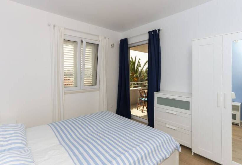 דירת 2 חדרים נוף לים, Apartments Villa Karmen