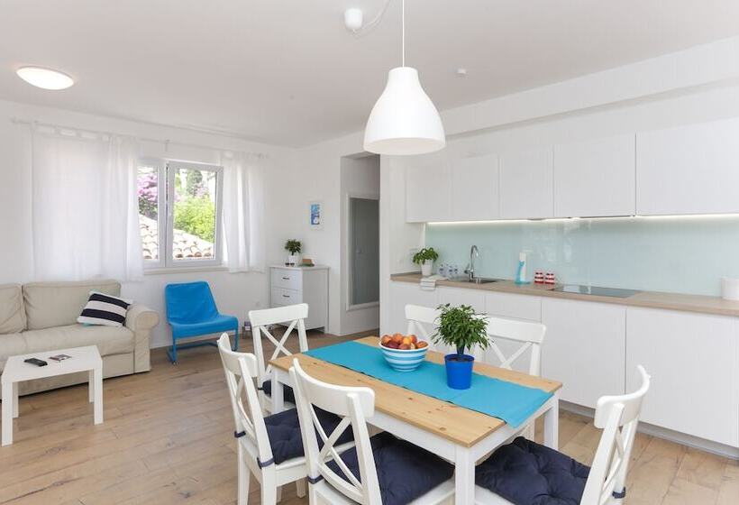 带2个卧室带海景的公寓, Apartments Villa Karmen