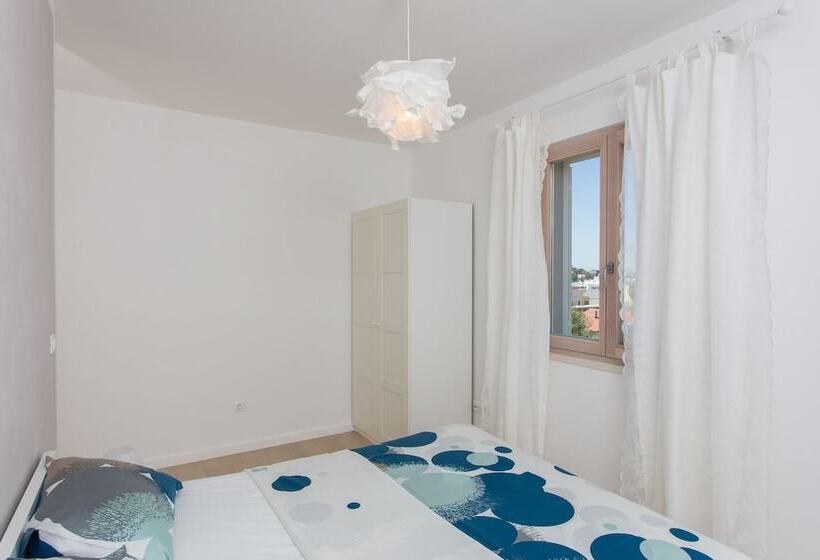 带3个卧室带海景的公寓, Apartments Villa Karmen