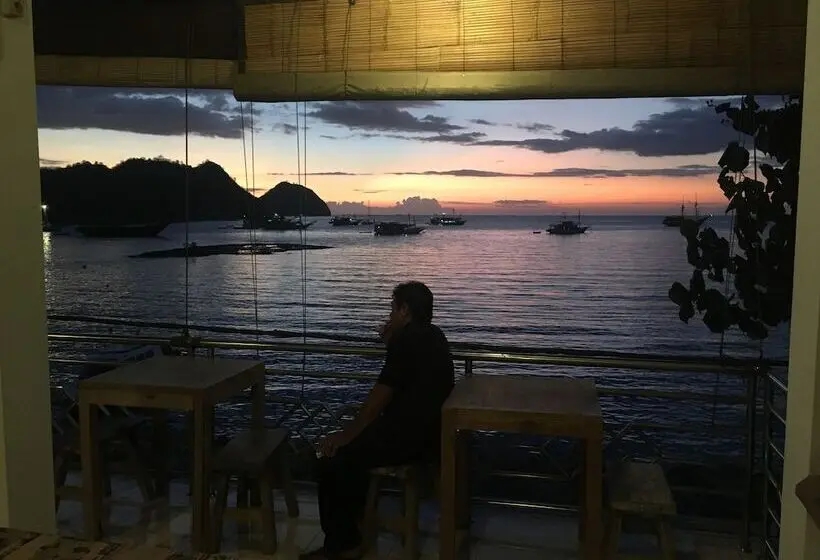 تختخواب در اتاق مشترک, Bajo Sunset Hostel