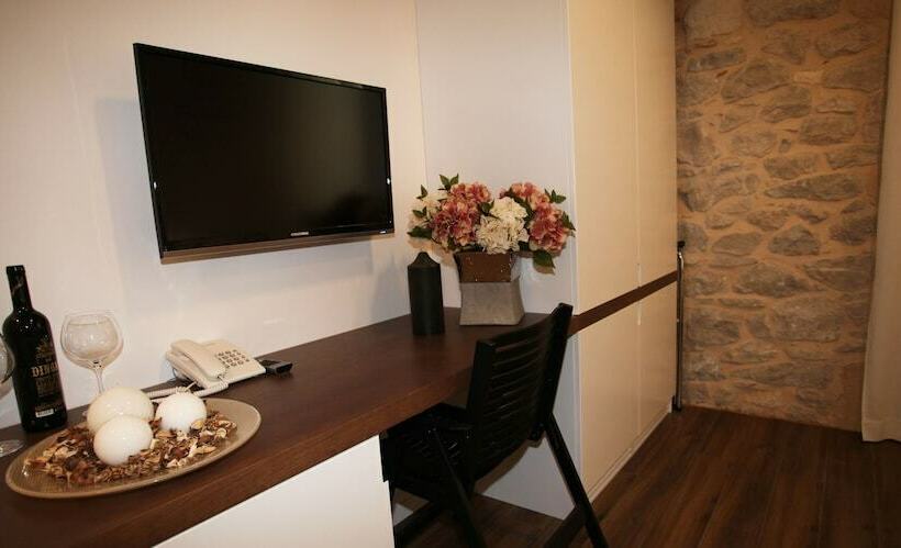 Economy Room, Azur Palace Luxury Rooms