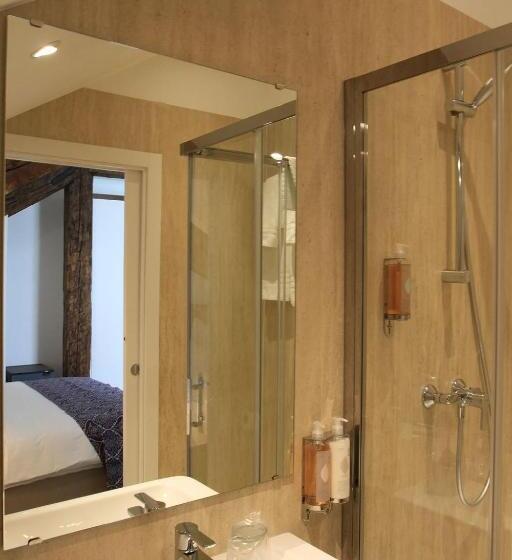 Deluxe Room with Balcony, Azur Palace Luxury Rooms