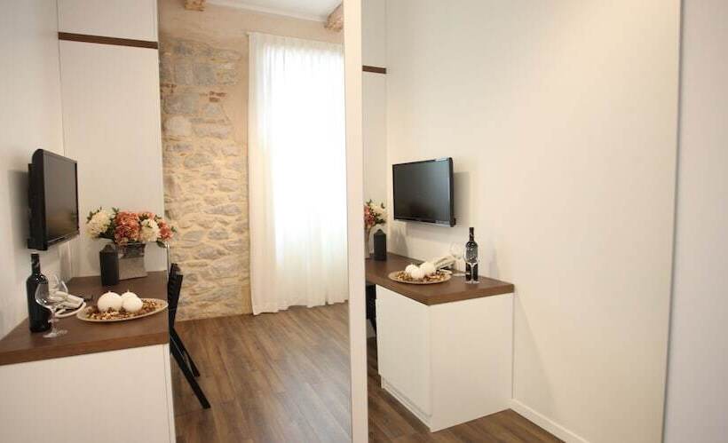 Economy Room, Azur Palace Luxury Rooms