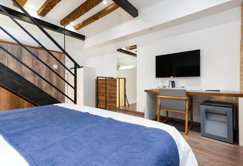 Deluxe Quadruple Room, Azur Palace Luxury Rooms