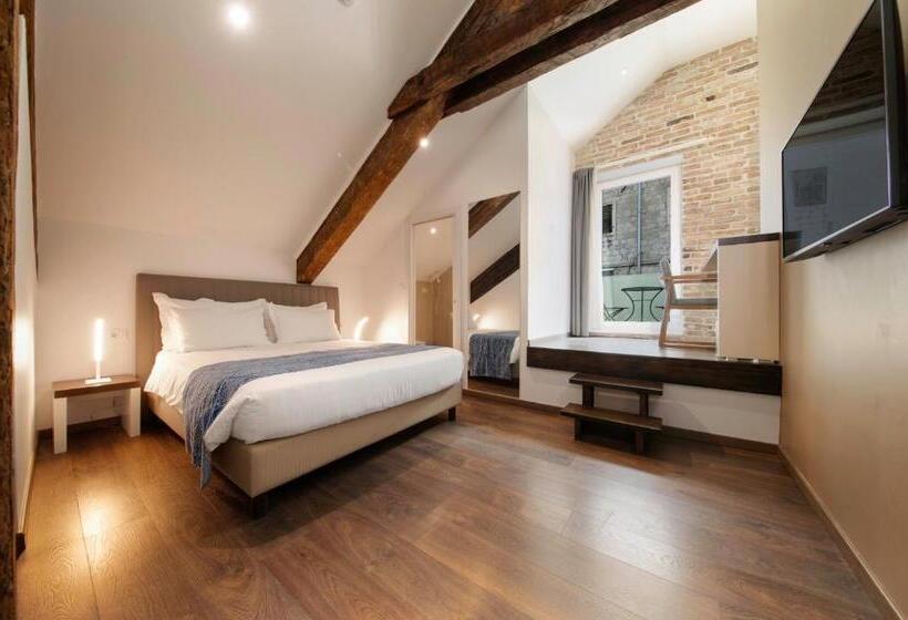 Deluxe Room with Balcony, Azur Palace Luxury Rooms