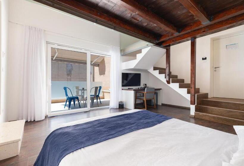 סוויטה עם מרפסת, Azur Palace Luxury Rooms