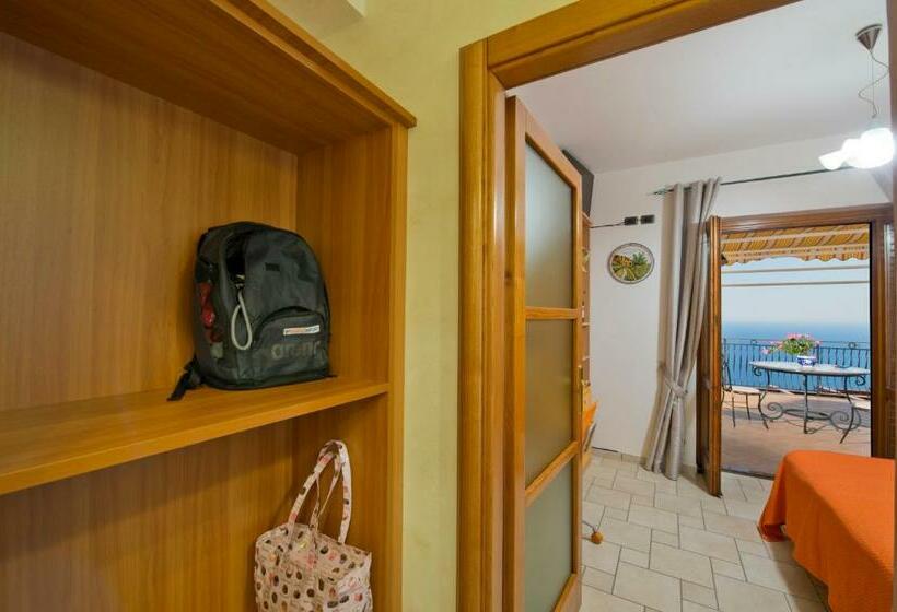 Номер Стандарт, La Mela Blu