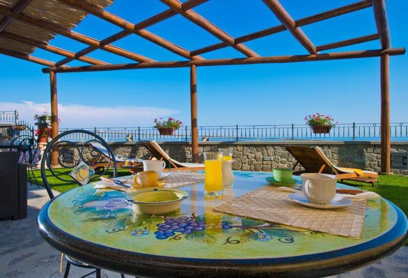 Студия Стандарт Вид на Море, La Mela Blu