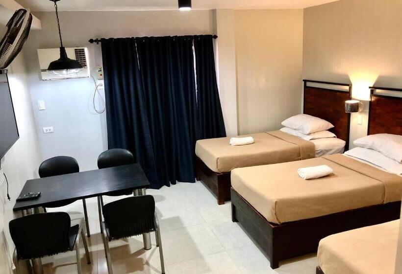 Pokój Deluxe Trzyosobowy, Delle Suites