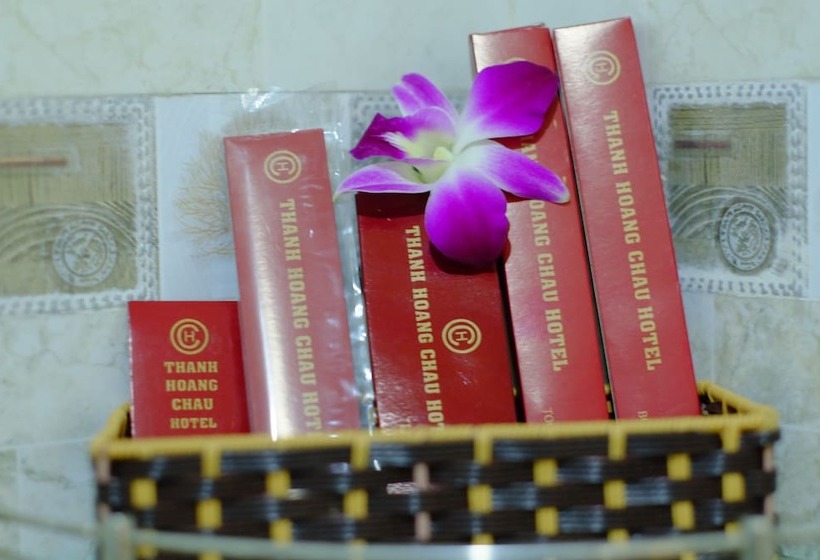 اتاق استاندارد سه نفره, Thanh Hoang Chau