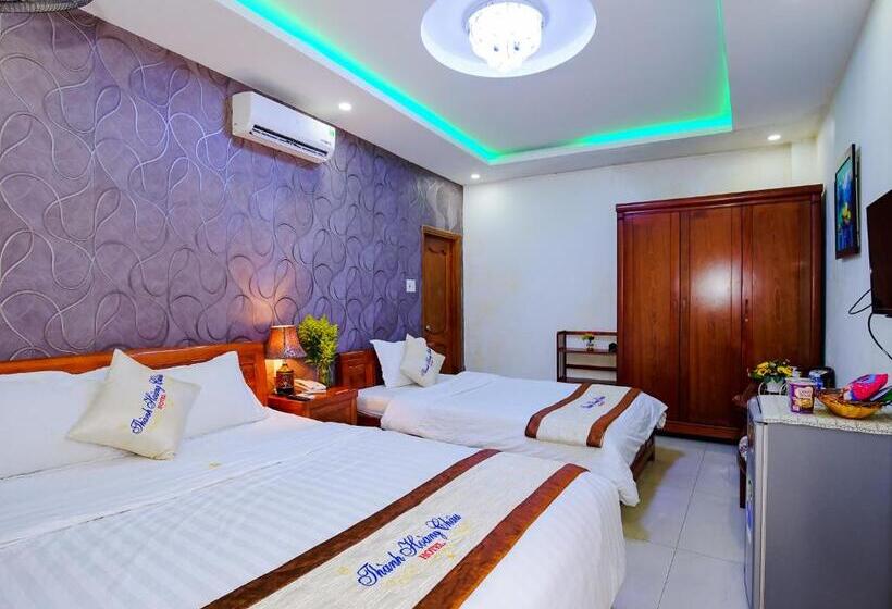 اتاق استاندارد سه نفره, Thanh Hoang Chau