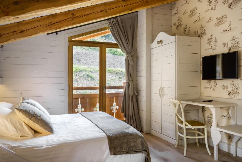 Номер Стандарт, Vinas De Larrede