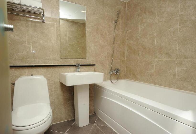 Standard Værelse, Mido Myeongdong