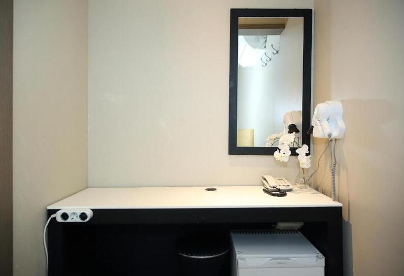 Номер Стандарт, Mido Myeongdong