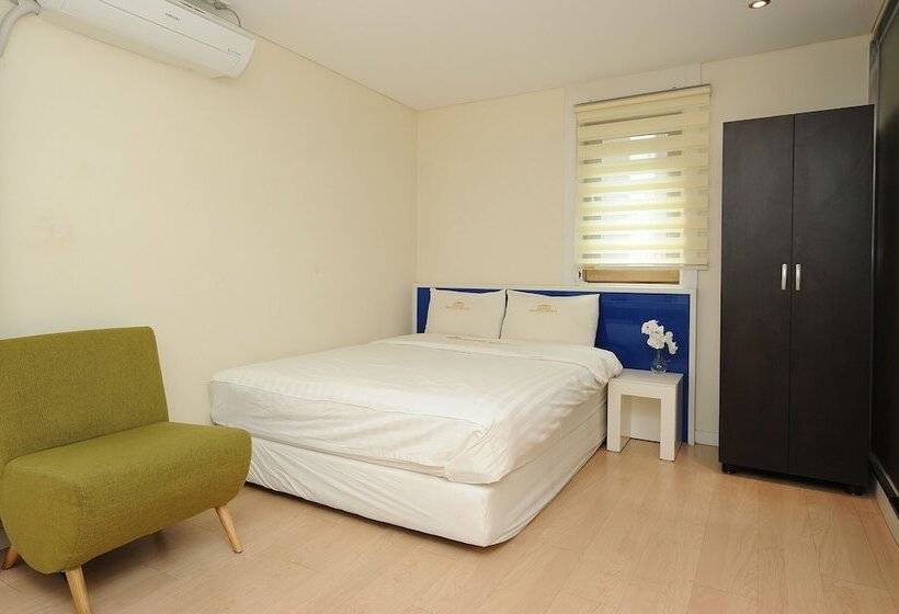 Номер Deluxe, Mido Myeongdong