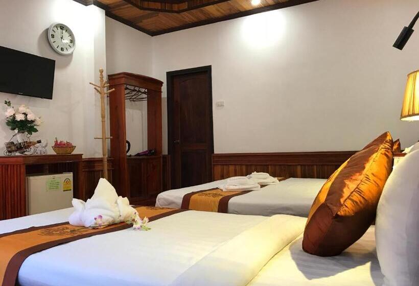 חדר סופריור לשלושה, Luang Prabang Oudomlith Villa & Travel