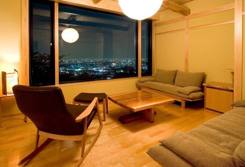 سوییت لوکس, 山荘 風の杜 Sanso Kazenomori