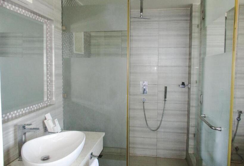 سوئیت 2 خوابه, The Royal Shaza Suites