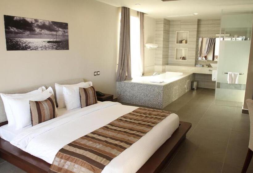 سوئیت 2 خوابه, The Royal Shaza Suites