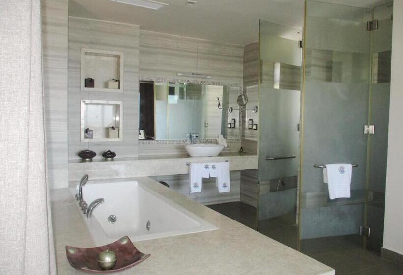 سوییت, The Royal Shaza Suites