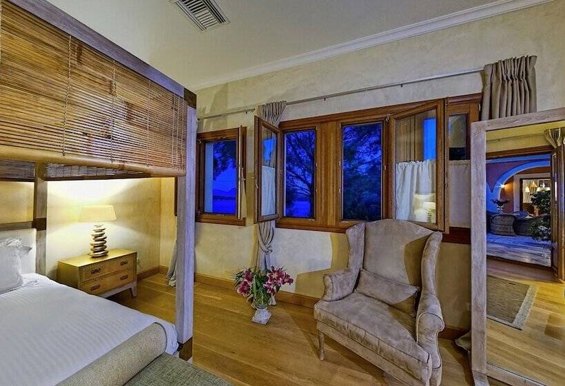 스위트, Villa Veneziano Suites & Villa