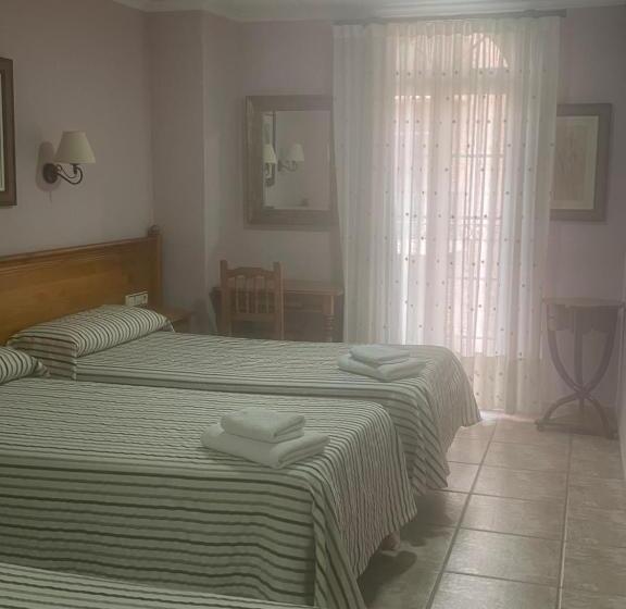 Номер Стандарт Трехместный, La Posá