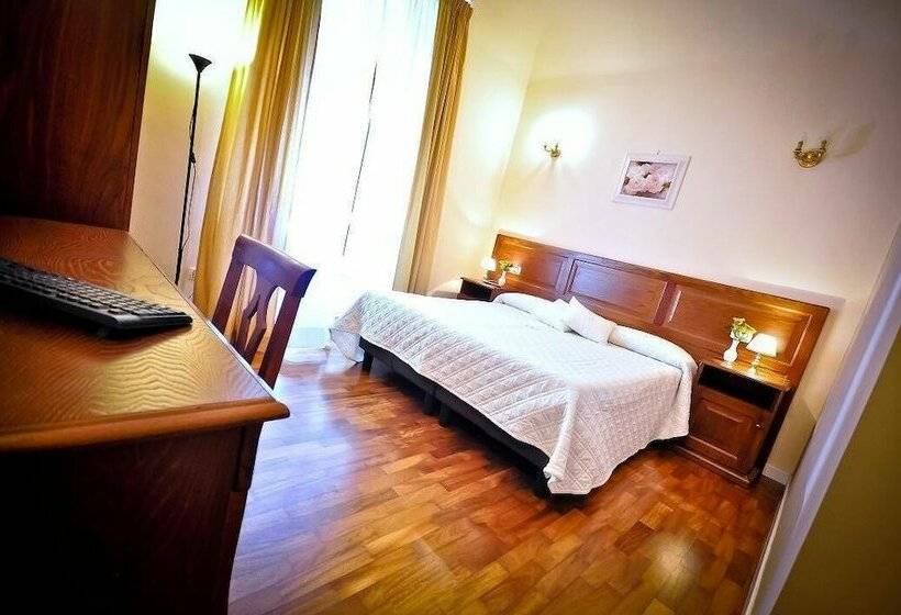 スタンダードルーム, Relais Cavour