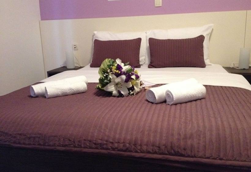 带海景标准四人间, Bed & Breakfast Marta & Tona