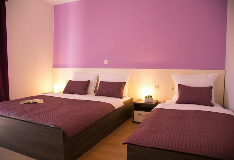 Triple Room Sea View, Bed & Breakfast Marta & Tona