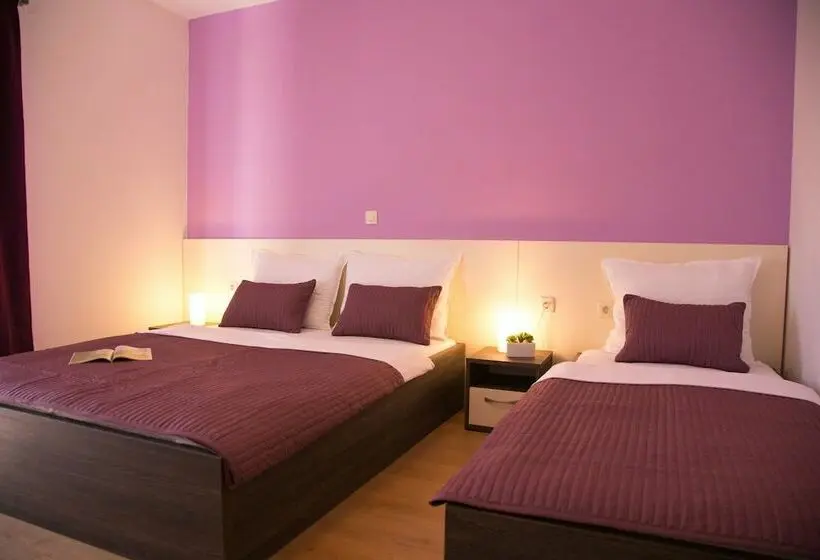 Triple Room Sea View, Bed & Breakfast Marta & Tona