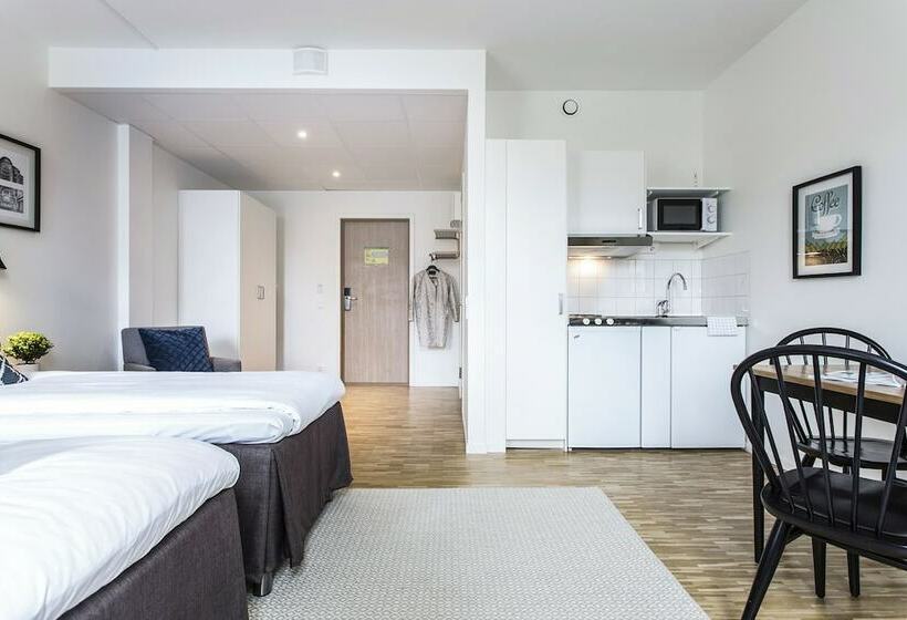 스탠다드 스튜디오, Biz Apartment Solna