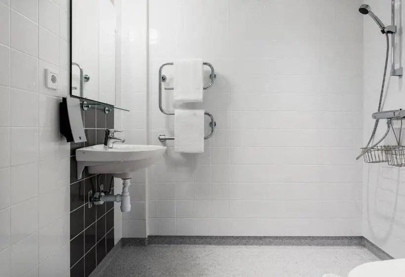 Perhestudio, Biz Apartment Solna