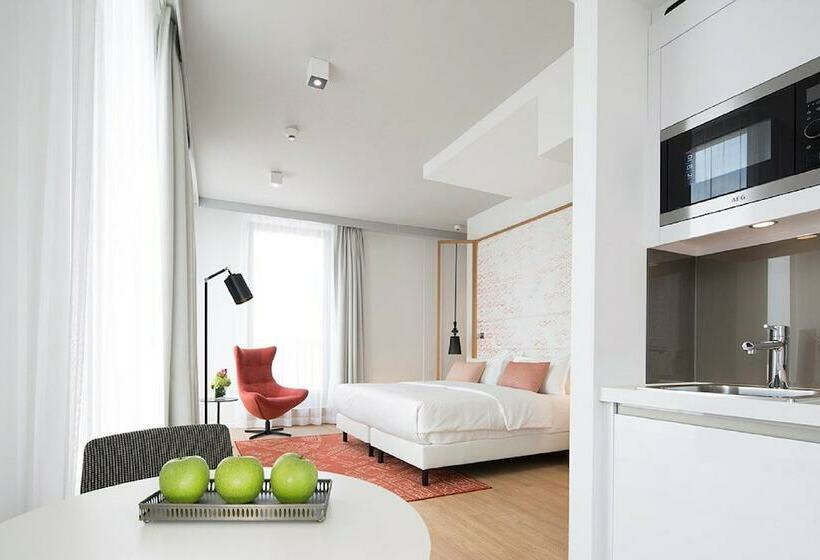 استودیو اجرایی, Capri By Fraser Berlin