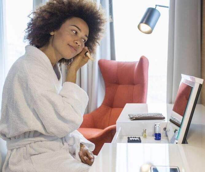 استودیوی پریمیوم, Capri By Fraser Berlin