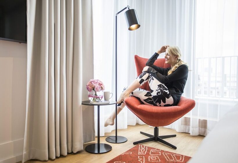 استودیوی پریمیوم, Capri By Fraser Berlin