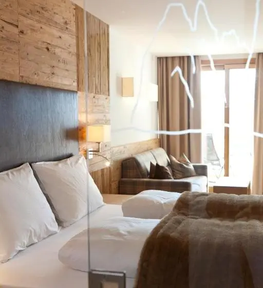 バルコニー付スイート, Dolmites Nature Hotel Vigilerhof