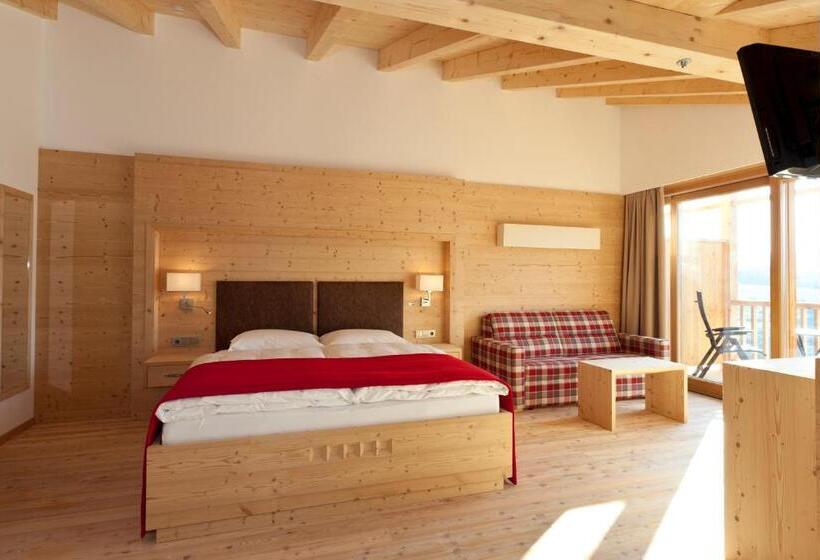 带阳台套房, Dolmites Nature Hotel Vigilerhof