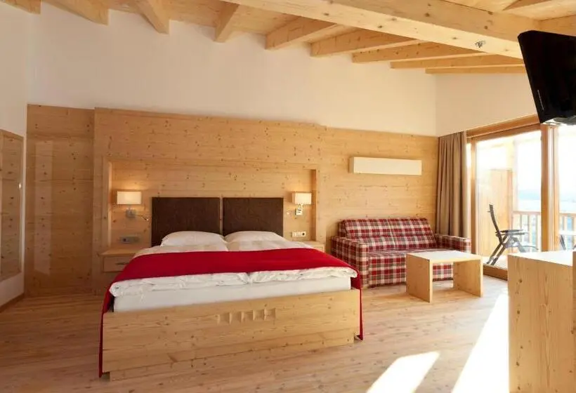 バルコニー付スイート, Dolmites Nature Hotel Vigilerhof