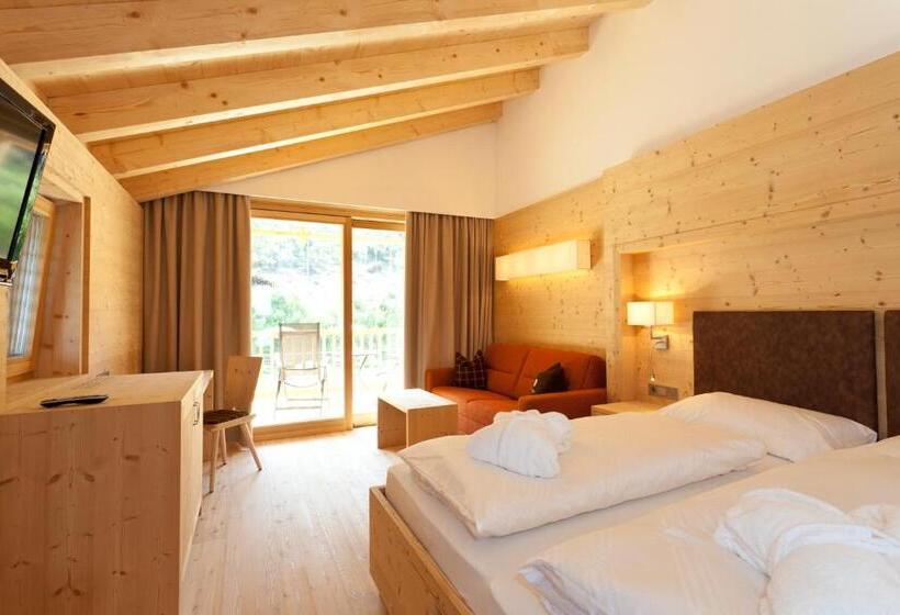 Comfort room with mountain view, Dolmites Nature Hotel Vigilerhof