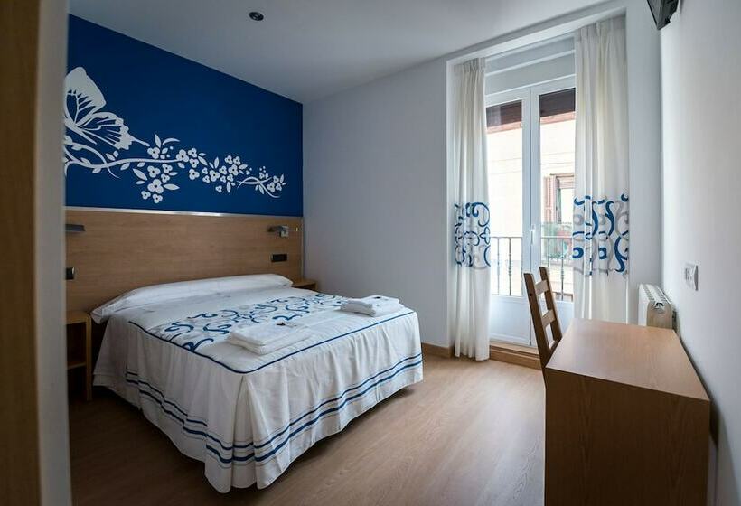 اتاق استاندارد, Hostal Carracedo