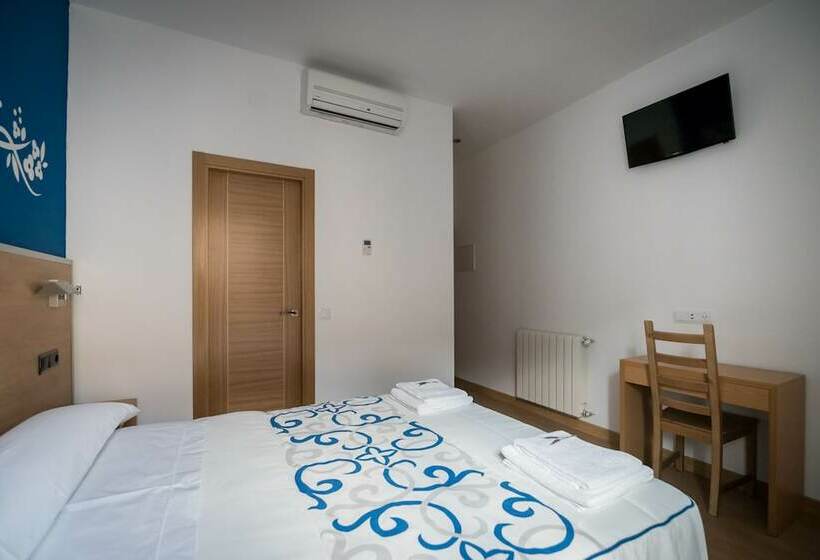 اتاق استاندارد, Hostal Carracedo