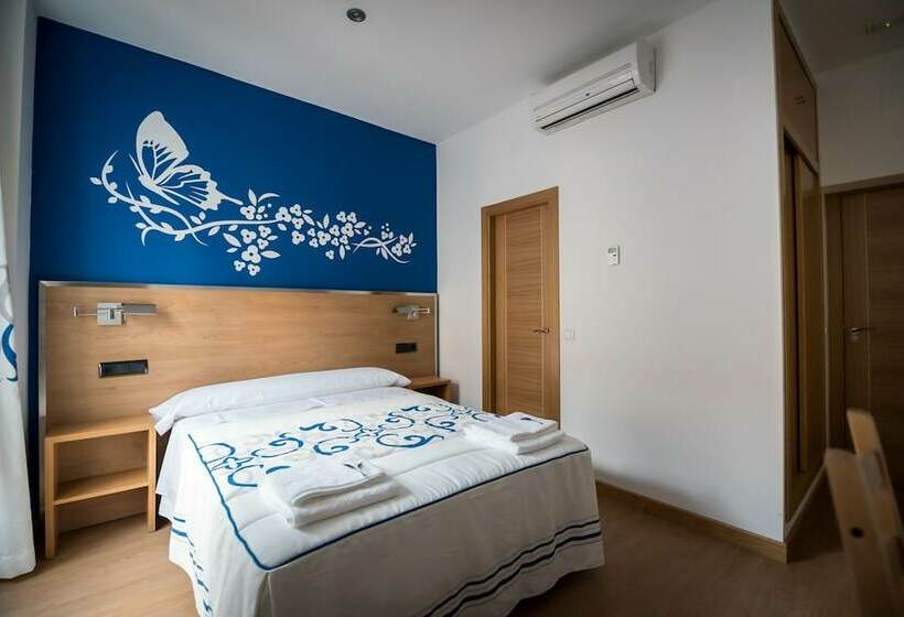 اتاق استاندارد, Hostal Carracedo