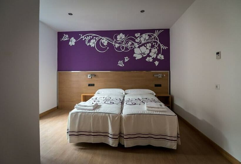 اتاق استاندارد, Hostal Carracedo