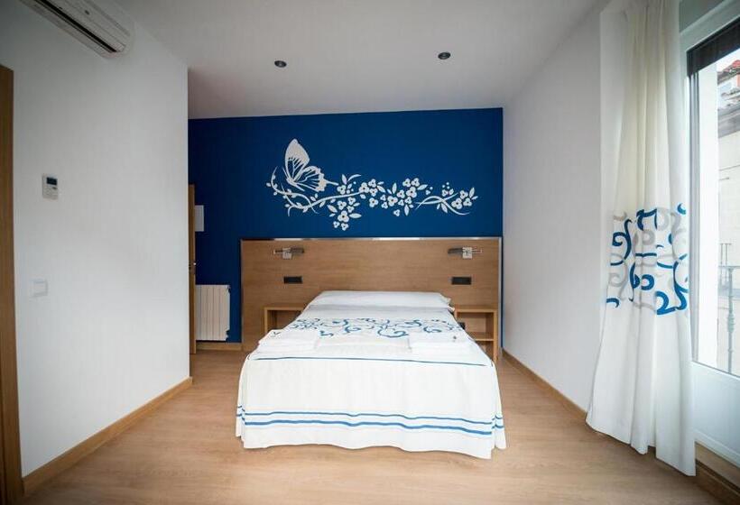 اتاق استاندارد, Hostal Carracedo