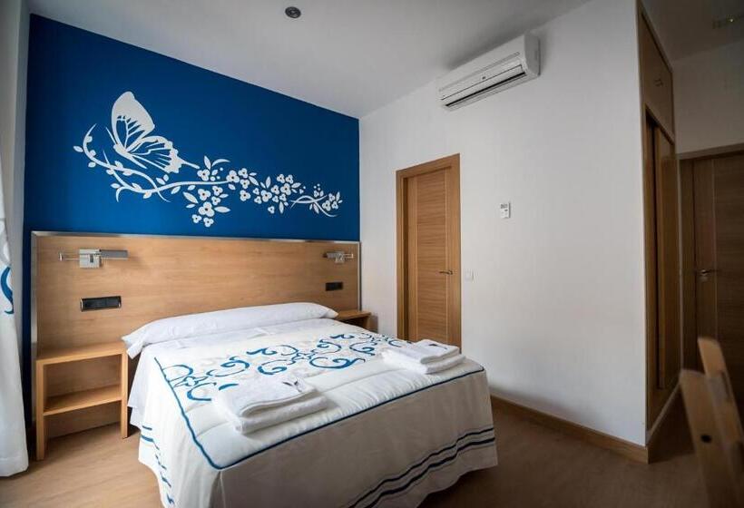 اتاق استاندارد, Hostal Carracedo