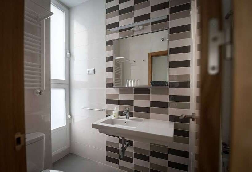 اتاق استاندارد, Hostal Carracedo